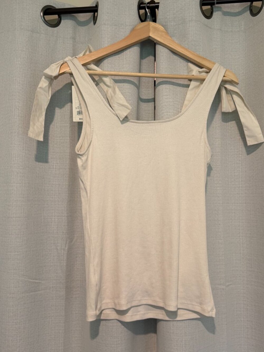 A New Day Cream Bow Shoulder Ribbed Tank Top Large Scoop Neck NWT - Picture 8 of 8